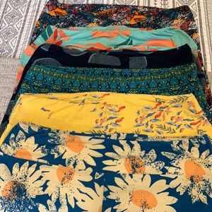 6 pairs of lularoe leggings, tall and curvy